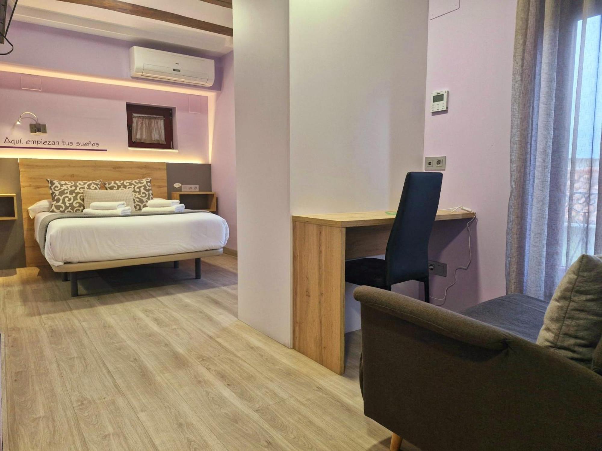 Feeling Home - Suites&Rooms León Kültér fotó