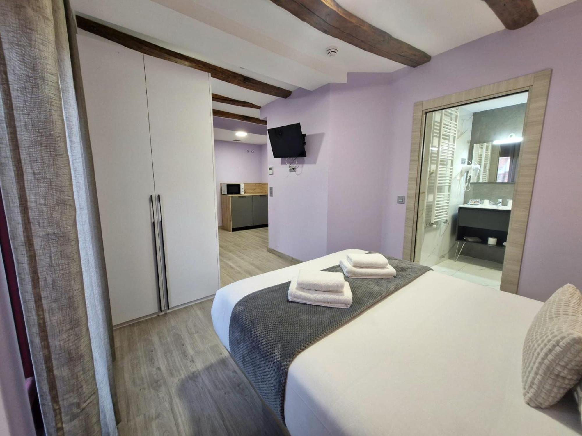 Feeling Home - Suites&Rooms León Kültér fotó